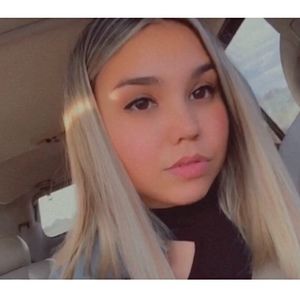 Meet your Posher, Rochelle